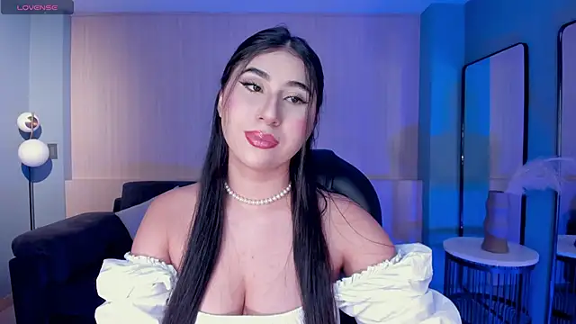 Snapshot of MayaMoretti_ chatting on 05-27-26, 07:55 MayaMoretti online show from 05-27-26, 07:55
