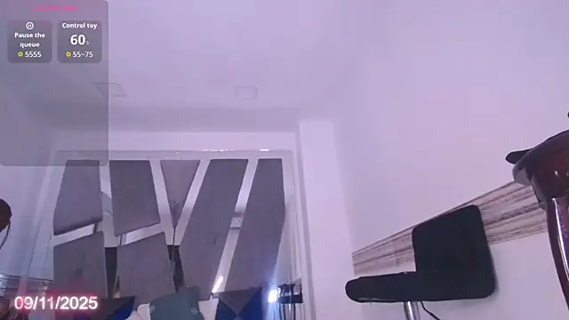 Snapshot of shantal_chocolet chatting on 11-09-25, 09:13 shantal chocolet online show from 11-09-25, 09:13