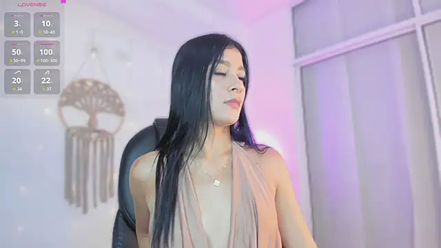 Ginni charlotte online show from 05-18-26, 03:46