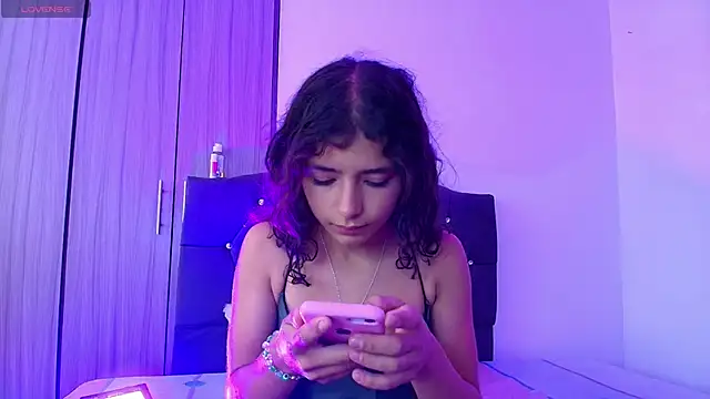 Snapshot of Ruby_Whispers chatting on 09-10-25, 12:05 Ruby Whispers online show from 09-10-25, 12:05