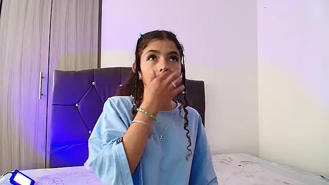 Snapshot of Ruby_Whispers chatting on 09-13-25, 12:05 Ruby Whispers online show from 09-13-25, 12:05