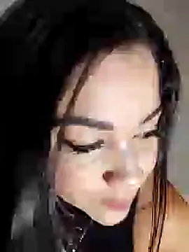Snapshot of Mariana_Montes chatting on 09-26-25, 07:07 Mariana Montes online show from 09-26-25, 07:07