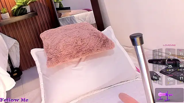 saraa romero online show from 03-03-26, 05:13