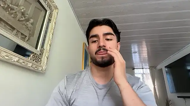 Snapshot of zayn_maximoff chatting on 06-10-26, 06:18 zayn maximoff online show from 06-10-26, 06:18