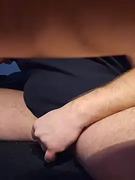 Snapshot of ctocum35 chatting on 11-18-25, 02:17 ctocum35 online show from 11-18-25, 02:17