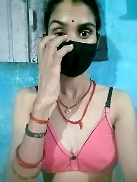 Snapshot of Nishaa_ji chatting on 09-28-25, 10:37 Nishaa ji online show from 09-28-25, 10:37