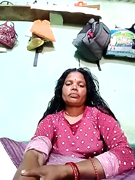 Snapshot of Sapna_ji45 chatting on 09-19-25, 06:04 Sapna ji45 online show from 09-19-25, 06:04