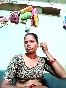 Snapshot of Sapna_ji45 chatting on 09-28-25, 07:14 Sapna ji45 online show from 09-28-25, 07:14