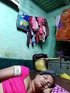 Snapshot of Sapna_ji45 chatting on 10-03-25, 03:31 Sapna ji45 online show from 10-03-25, 03:31