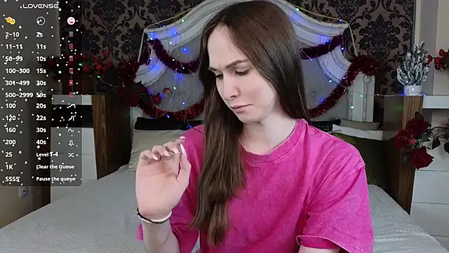 Angeel Kate online show from 12-18-25, 04:40