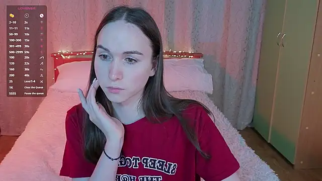 Angeel Kate online show from 03-24-26, 04:39