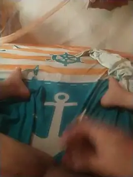 Snapshot of quieresleche1 chatting on 10-31-25, 06:20 quieresleche1 online show from 10-31-25, 06:20