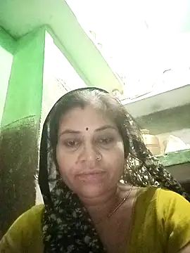 Snapshot of Hot_babli54 chatting on 09-28-25, 01:11 Hot babli54 online show from 09-28-25, 01:11