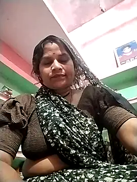 Snapshot of Hot_babli54 chatting on 10-29-25, 03:47 Hot babli54 online show from 10-29-25, 03:47