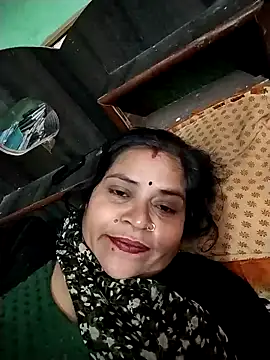 Snapshot of Hot_babli54 chatting on 11-25-25, 04:51 Hot babli54 online show from 11-25-25, 04:51