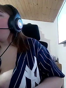 bellita13 online show from 09-26-25, 05:28