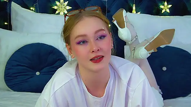 AgataFoxley online show from 12-20-25, 06:31