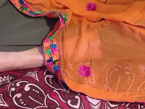 Snapshot of cute_seemu chatting on 01-16-26, 10:30 cute seemu online show from 01-16-26, 10:30