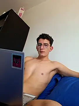 Snapshot of STEVAN_RXX chatting on 03-20-26, 08:57 STEVAN RXX online show from 03-20-26, 08:57