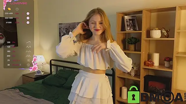 Sue Sanders online show from 11-20-25, 06:13