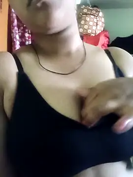 Snapshot of Palak-Sharma chatting on 02-21-26, 02:56 Palak-Sharma online show from 02-21-26, 02:56