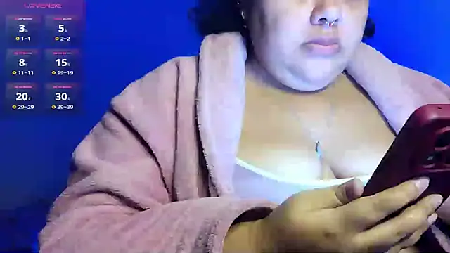 Snapshot of xlatinastar chatting on 06-22-26, 12:02 xlatinastar online show from 06-22-26, 12:02