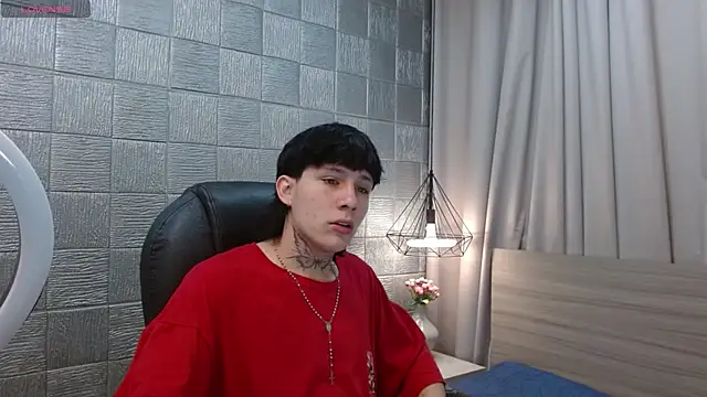 Iantwink18 online show from 10-14-25, 02:07