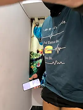 Snapshot of Family02 chatting on 03-26-26, 05:07 Family02 online show from 03-26-26, 05:07