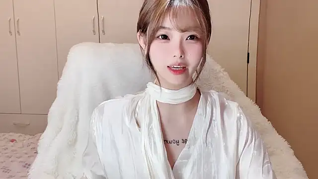 xiaoyugan-99 online show from 02-27-26, 03:45