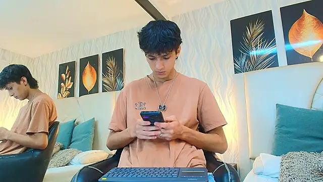 Lean Portman online show from 02-10-26, 08:46