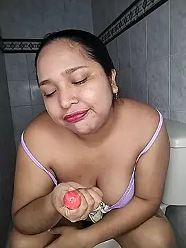 Angelly ricura online show from 11-30-25, 04:55