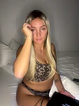 madiiy online show from 09-28-25, 08:14