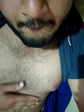 Snapshot of Mahabteegg chatting on 02-15-26, 07:43 Mahabteegg online show from 02-15-26, 07:43