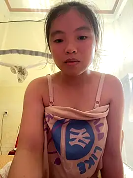 Snapshot of viluna chatting on 10-08-25, 04:54 viluna online show from 10-08-25, 04:54