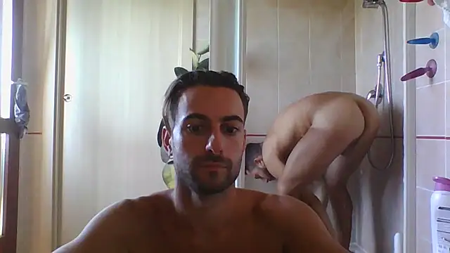 Amicisegreti online show from 09-19-25, 10:27