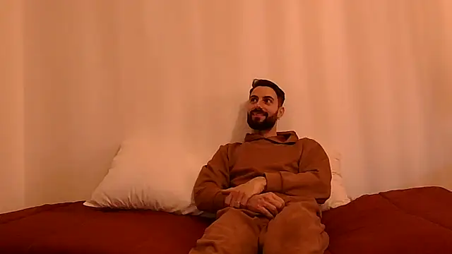 Amicisegreti online show from 03-28-26, 04:17