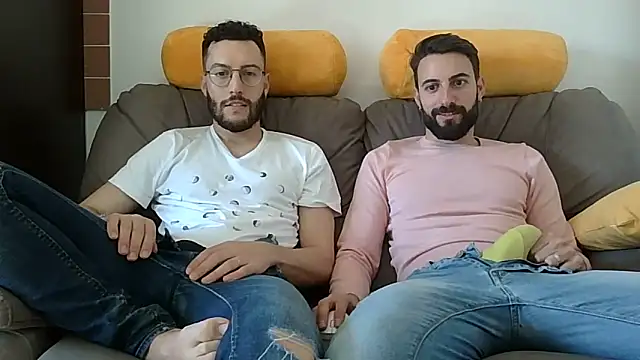 Amicisegreti online show from 04-08-26, 02:28