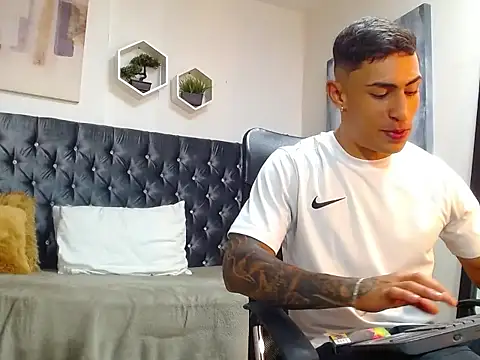 adrian ray online show from 10-03-25, 06:16