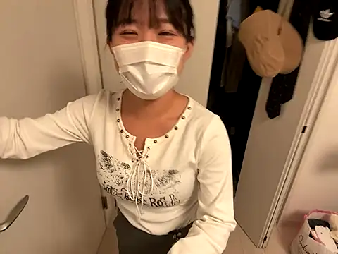 hikiwarinatto xoxo online show from 12-16-25, 08:41