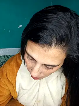 kariciasecreta online show from 11-08-25, 12:44