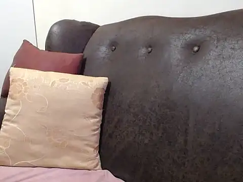 bustylaura4u online show from 01-09-26, 10:07