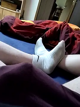 boxerundsocken91 online show from 11-15-25, 02:02