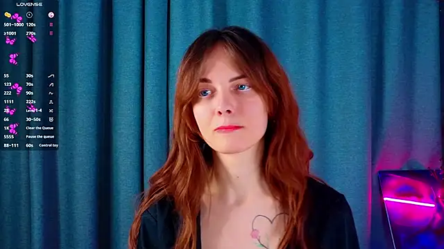 LisaDrake online show from 10-19-25, 07:47