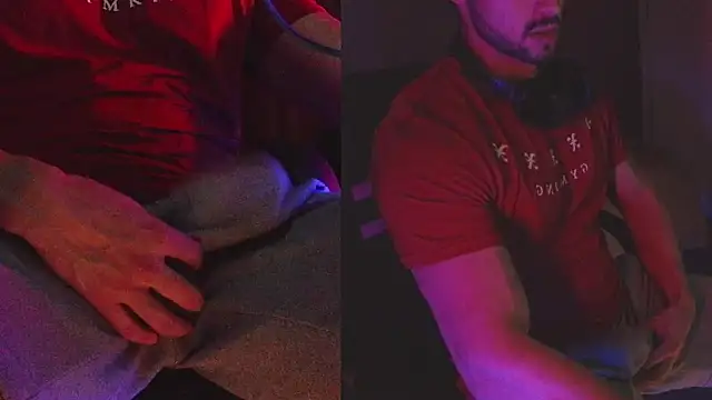 Snapshot of Axel-Cr0ss chatting on 09-10-25, 02:00 Axel-Cr0ss online show from 09-10-25, 02:00