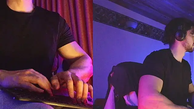 Snapshot of Axel-Cr0ss chatting on 09-12-25, 02:00 Axel-Cr0ss online show from 09-12-25, 02:00