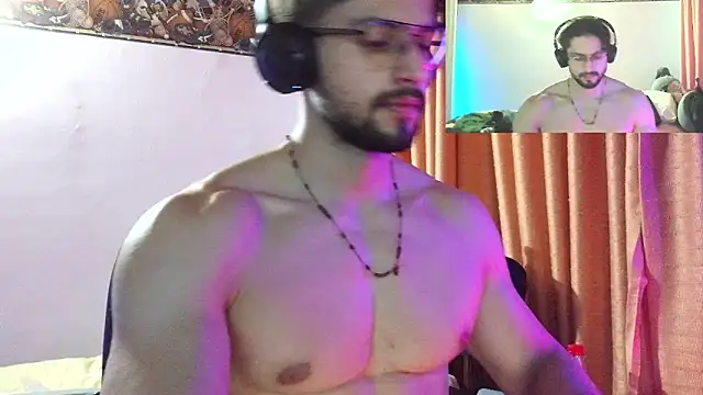 Snapshot of Axel-Cr0ss chatting on 09-30-25, 04:28 Axel-Cr0ss online show from 09-30-25, 04:28