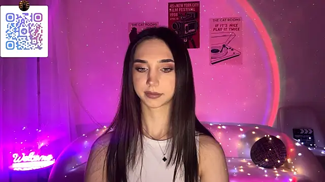 LinaMour online show from 04-13-26, 10:15