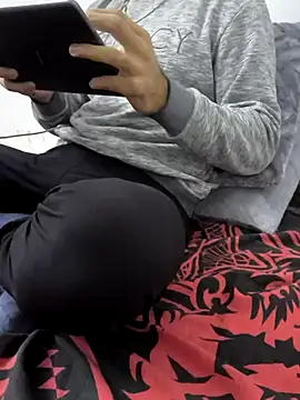 yazinyazin1 online show from 11-08-25, 11:25