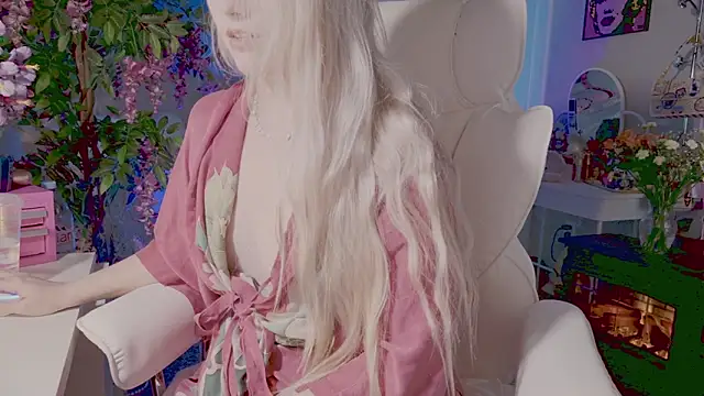 Talulaa online show from 04-16-26, 07:03