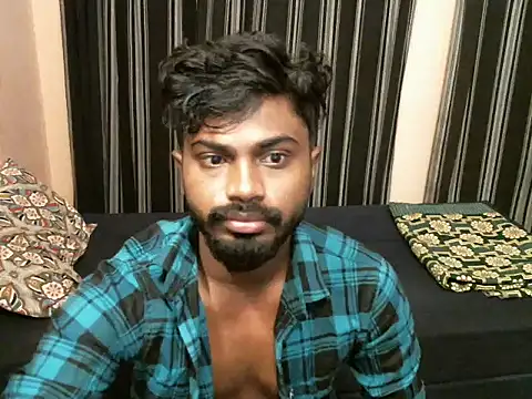 indianbighard21 online show from 06-18-26, 04:13